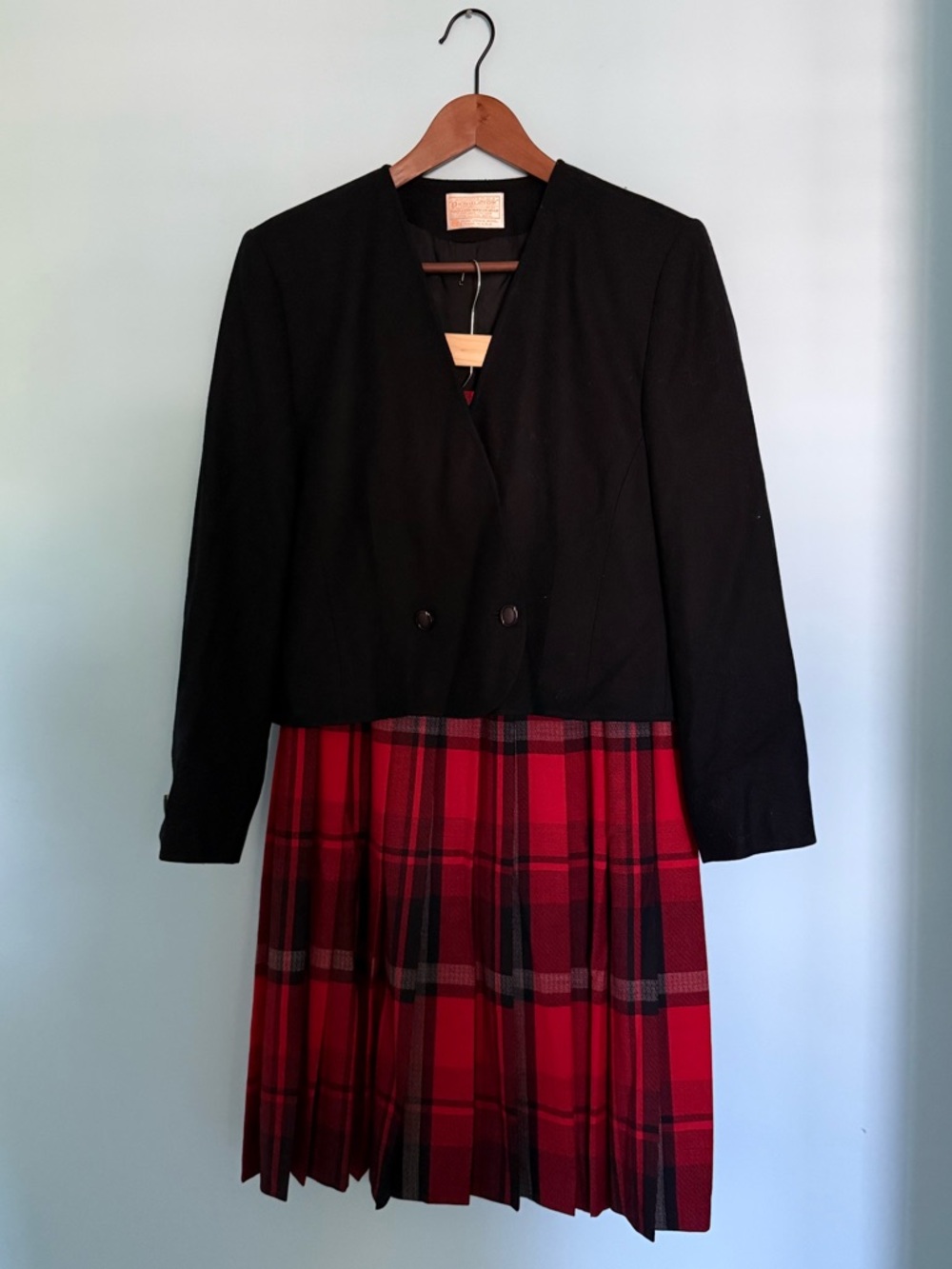 Pendleton 100% Virgin Wool Plaid Skirt and Black Suit Jacket Set Size 10